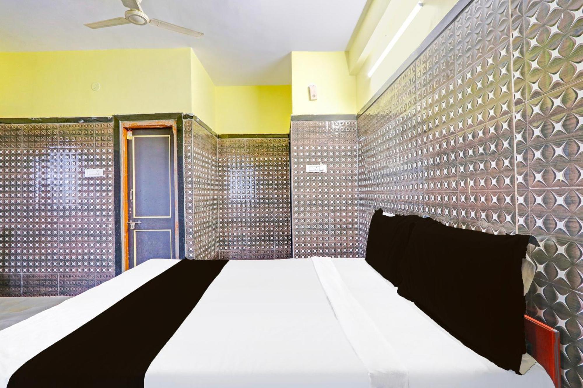 Hotel O Pankaj Hotel & Lodge Gangapur  Exterior foto